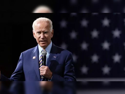 Frustrated Democrats Accuse Biden's Closest Advisers Of Shielding President Amid Health Concerns