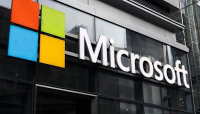 Forbes Daily: Microsoft’s AI Weakness Sends Shares Spiraling