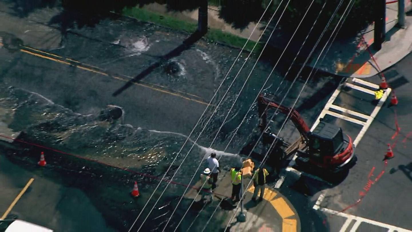 LIVE UPDATES: Crews continue working on major water main breaks in downtown, midtown Atlanta