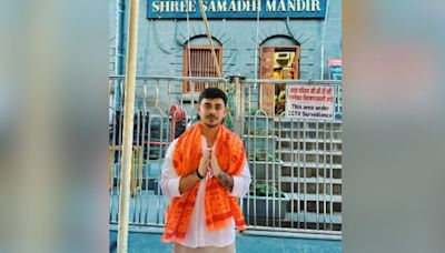 Indian Batter Ishan Kishan Visits Shirdi's Shree Samadhi Mandir On His 26th Birthday