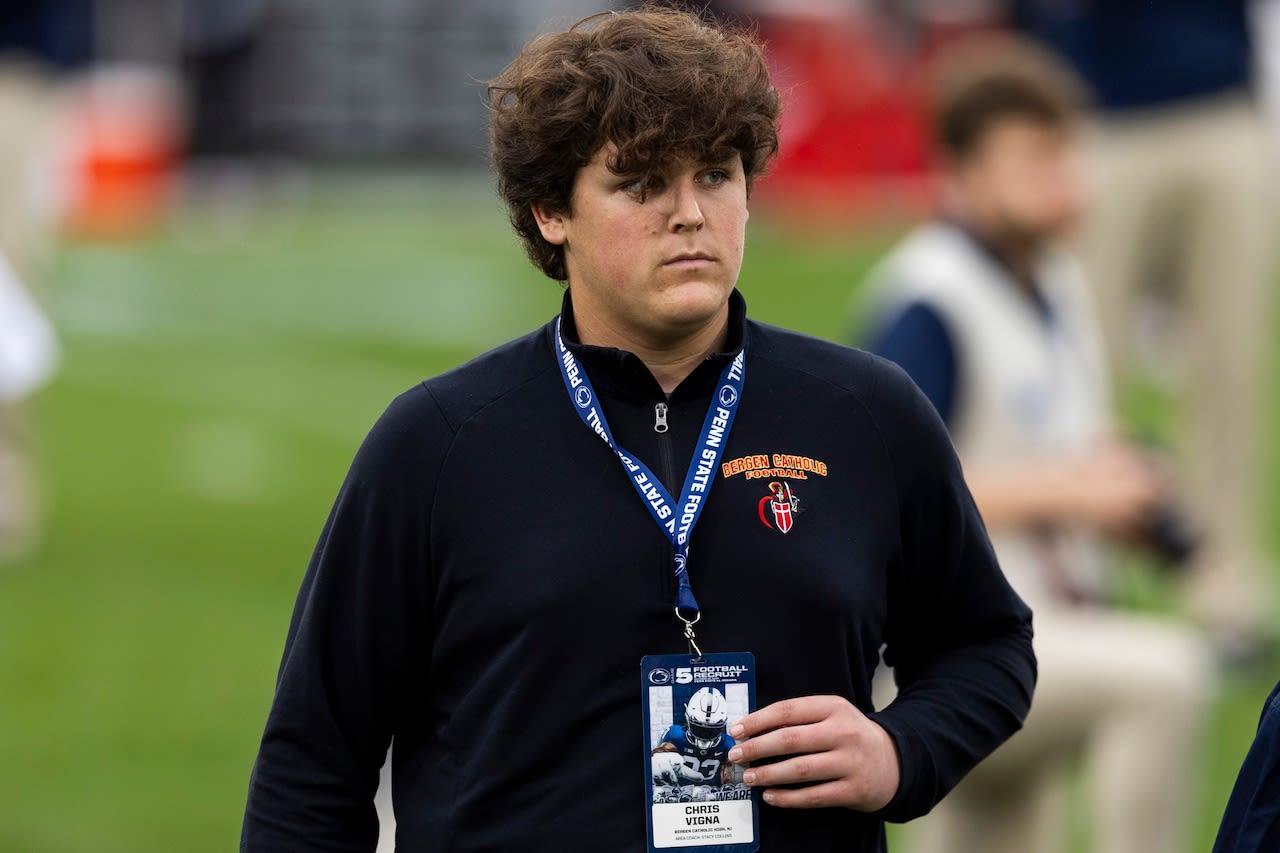 Bergen Catholic OL stays home, picks Rutgers over 6 other Power 5 schools