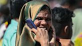 Lok Sabha: Indians vote in scorching heat as temperatures cross 40C