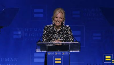 Jill Biden: “Donald Trump è pericoloso per la comunità LGBTQ+ e per gli Stati Uniti”