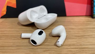 The next Apple AirPods could have gesture-detecting cameras built-in