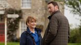 Emmerdale fans distracted by HUGE blunder as Wendy's affair is EXPOSED