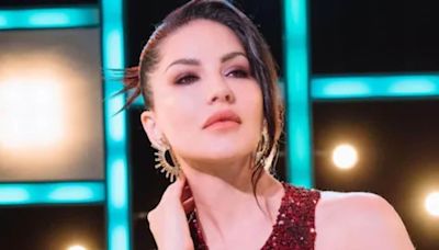 Sunny Leone Visits Local School In Karnataka Amid Shooting, Video Goes Viral - News18