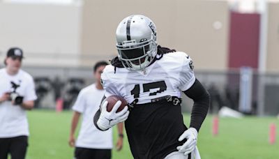 Las Vegas Raiders Star WR Davante Adams Not On Field for OTAs