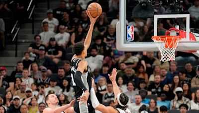 Gigante francés Victor Wembanyama gana premio Novato del Año en la NBA