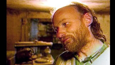 Robert Pickton, Canadian serial killer who fed his victims to pigs, dies after prison attack