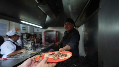 La primera taquería mexicana en conseguir una estrella Michelin es un minúsculo negocio