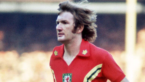 Leighton James: Former Wales, Burnley, Swansea and Derby winger dies aged 71