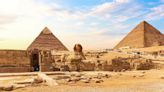 Una misteriosa estructura en forma de “L” hallada cerca de las pirámides egipcias de Guiza desconcierta a los científicos