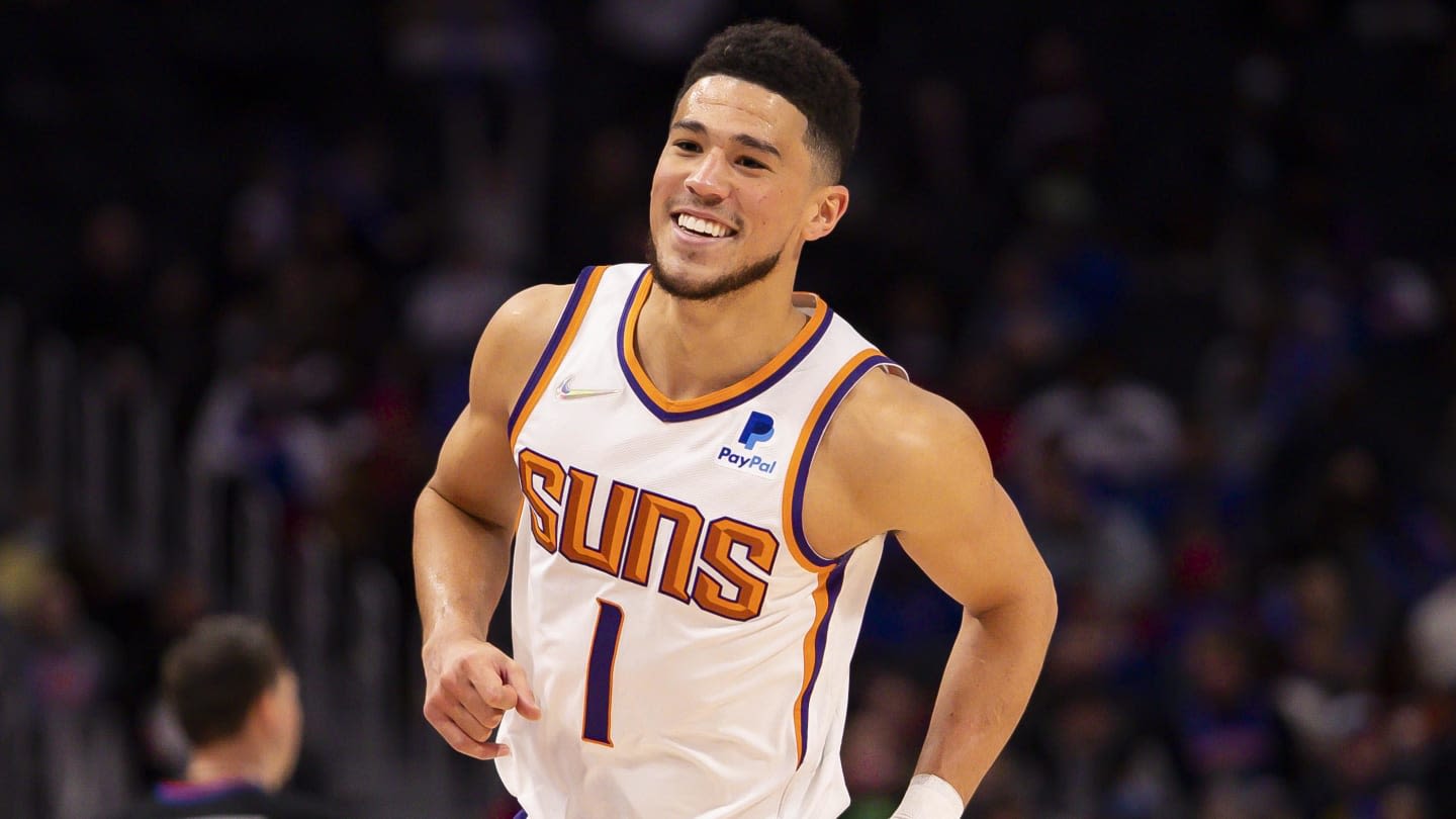 Devin Booker's Incredible Layup Went Viral In USA-South Sudan Game