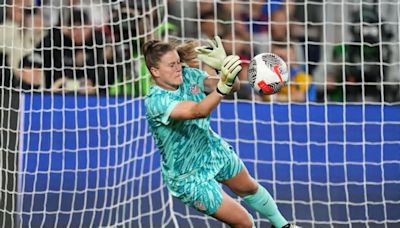 USWNT's Alyssa Naeher Amazes Fans as PK Hero in SheBelieves Cup Final Win vs. Canada
