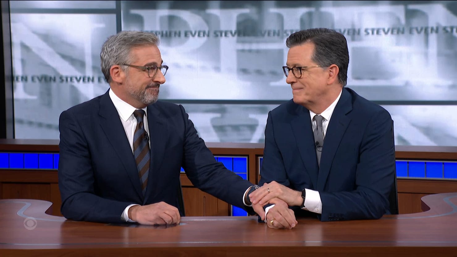 Steve Carell Roasts Colbert in Tearful ‘Daily Show’ Reunion