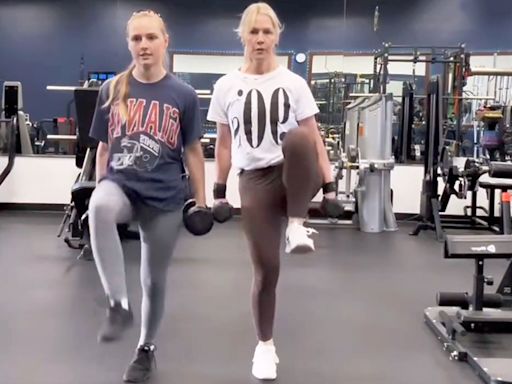 Jennie Garth and Daughter Lola Hit the Gym at 7 a.m., Earn Props from Randy Spelling
