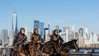 See apes on horseback take N.J. for ‘Kingdom of the Planet of the Apes’