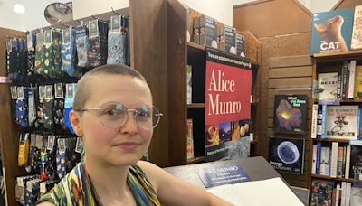 Author Alice Munro's death 'bittersweet' at Victoria bookstore that carries her name