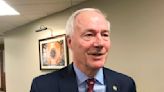 Former Arkansas Gov. Asa Hutchinson, potential presidential candidate, woos Orange County Republicans