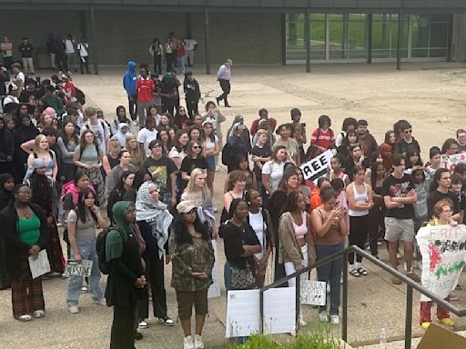 St. Paul Highland Park High students hold pro-Palestinian walkout
