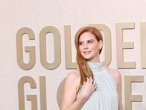 'Suits' Fans Are Obsessed With Sarah Rafferty's "Glowing" Summer Look on Instagram