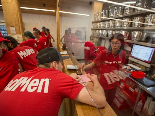 Cannabis Company MedMen Goes Bankrupt With $411 Million In Liabilities