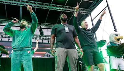 ‘Everybody in Philadelphia loves Nick Foles’: Fletcher Cox, Eagles fans celebrate the former QB’s retirement