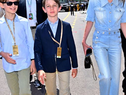 PHOTOS Raphaël Elmaleh très chic au Grand Prix de Monaco, le fils de Charlotte Casiraghi et Gad Elmaleh savoure ce moment