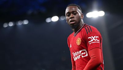 Fabrizio Romano gives transfer update on Manchester United’s Aaron Wan-Bissaka