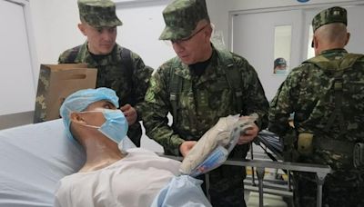 Dan actualización de la salud de los militares que cayeron en campo minado en Antioquia