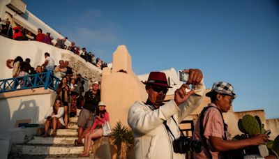 Greece To Cap Number Of Cruise Ships At Its Most Popular Islands