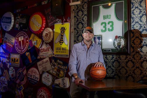 Tom Brady. Ben Affleck. ‘The Town.’ Ahead of NBA Finals against Celtics, some Dallas fans’ knowledge of Boston proves limited. - The Boston Globe