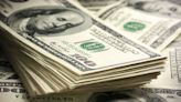 Dólar hoy: los argentinos guardan US$261.490 millones fuera del sistema, según informó el Indec