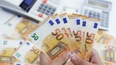 Analysis-Euro's 20-year low leaves ECB facing costly choices