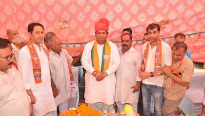 Mukesh Sharma holds public meetings in Gurugram