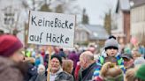 Thousands demonstrate against right-wing extremism across Germany