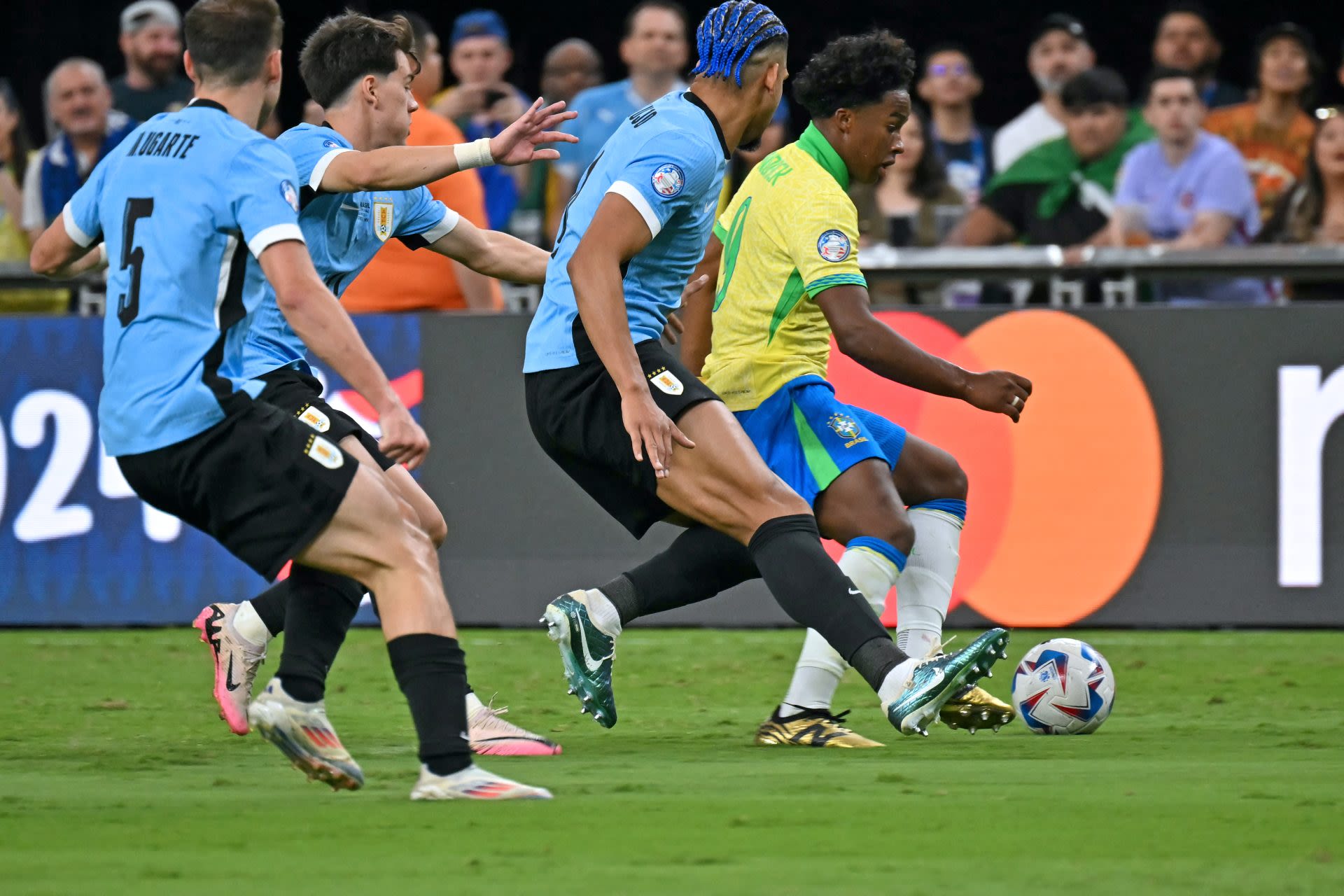 Barcelona duo involved in an on-field scuffle during Uruguay-Brazil Copa America showdown