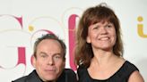 "Harry Potter" actor Warwick Davis mourns death of his wife