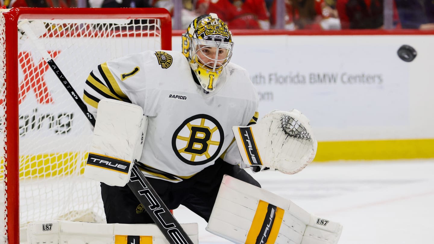 Insider Gives Update on Bruins Negotiations With Jeremy Swayman