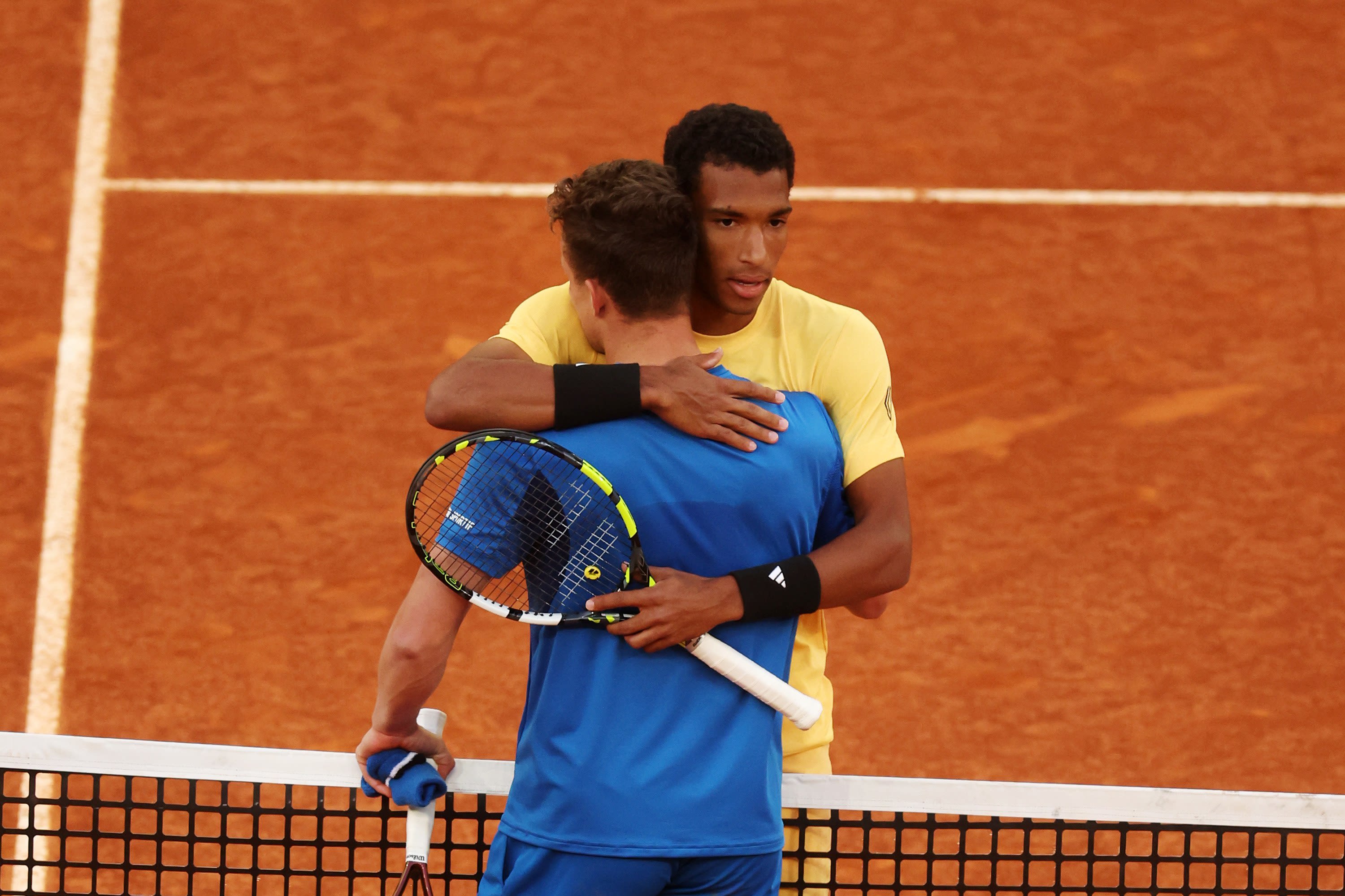 Felix Auger-Aliassime reaches first ATP Masters 1000 final in Madrid when Jiri Lehecka retires | Tennis.com