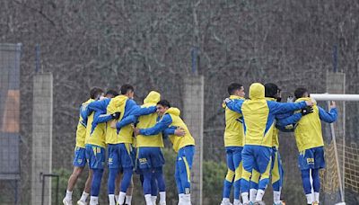 Con Lema y Cavani, el 11 que paró Martínez para la Copa