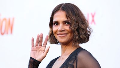 Halle Berry confiesa que se ha roto 10 huesos y se quedó 3 veces inconsciente rodando: "Sentí que la muerte era inminente"