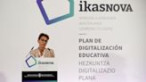 Fotos de la presentación del Plan de Digitalización Educativa IkasNOVA