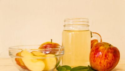 What Experts Want You to Know About Drinking Apple Cider Vinegar