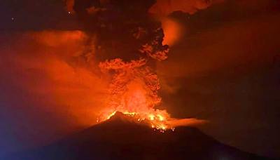 ¡Terror en Asia! Indonesia cierra su aeropuerto por erupciones volcánicas