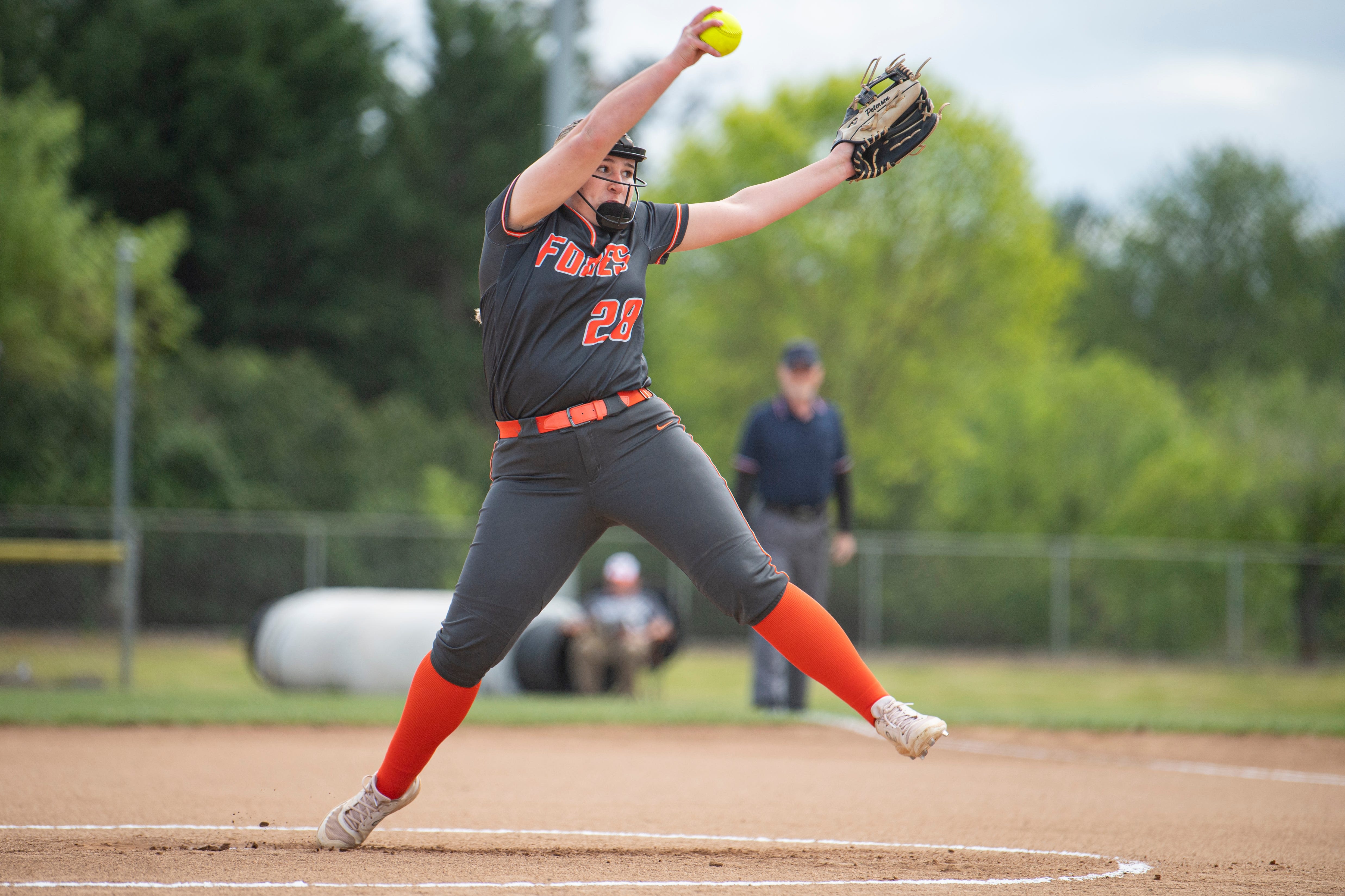 Silverton softball routs Ridgeview to open 5A postseason play; other Salem-area results