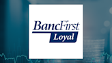 BancFirst Co. (NASDAQ:BANF) EVP Sells $900,000.00 in Stock