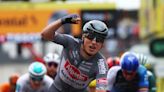 Cycling-Philipsen sprints to Tour de France stage 13 victory