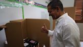 “En paz y tranquilo”: confiado en su victoria Pedro Pierluisi al emitir su voto