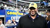 Jerome Bettis finishes degree from Mendoza School of Business